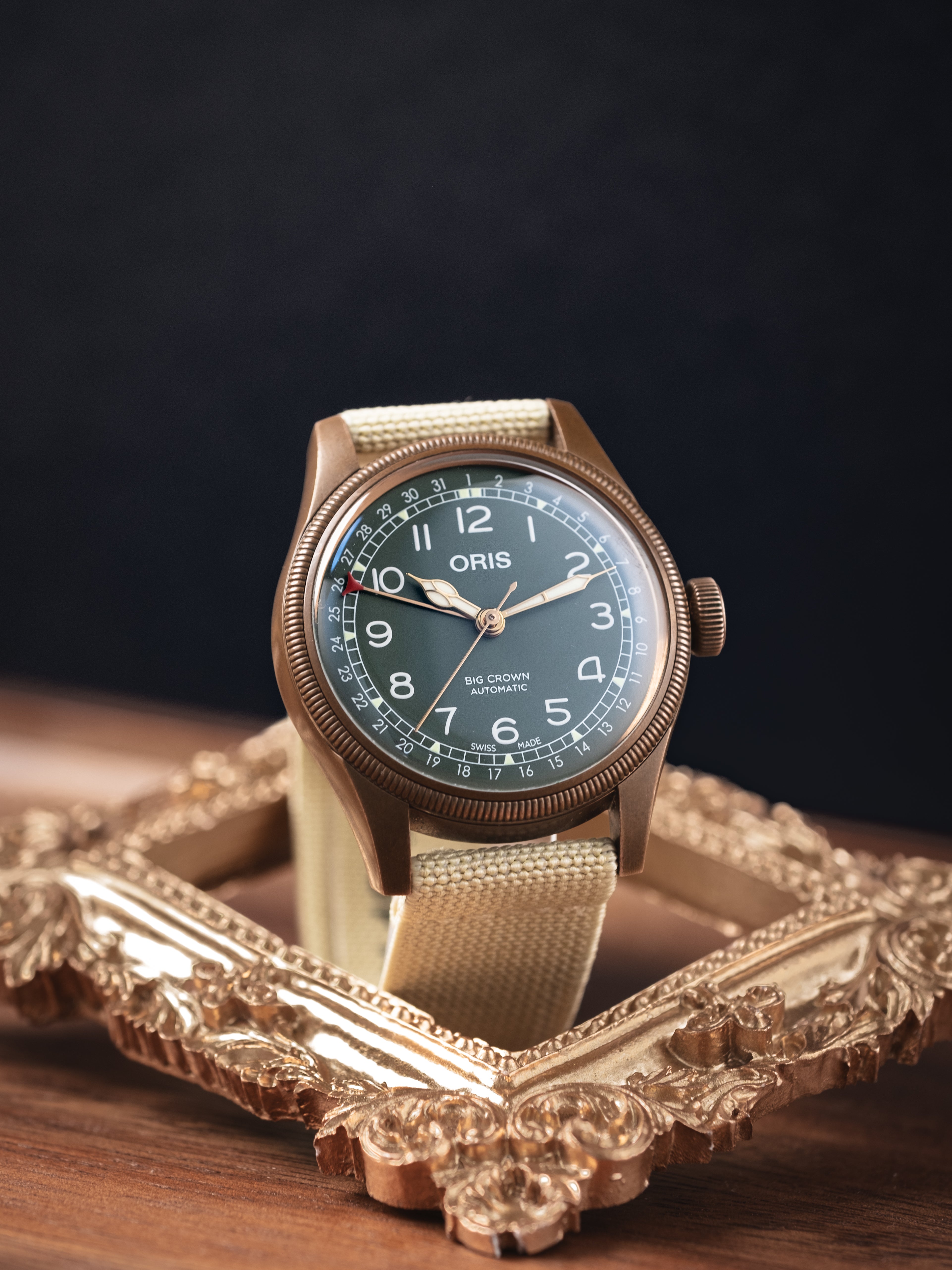 Cream Elastic Loop Strap